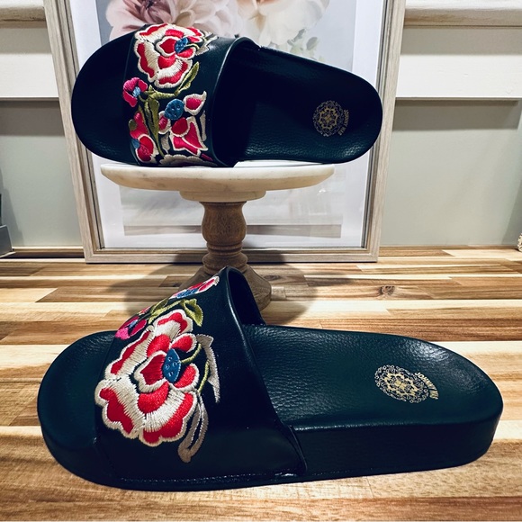 Johnny Was Shoes - JOHNNY WAS EMBROIDERED LEATHER SLIDES, Size 39